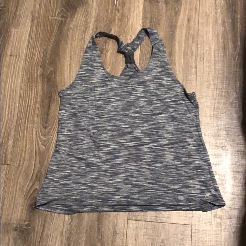Loose fitting athletic tank heathered